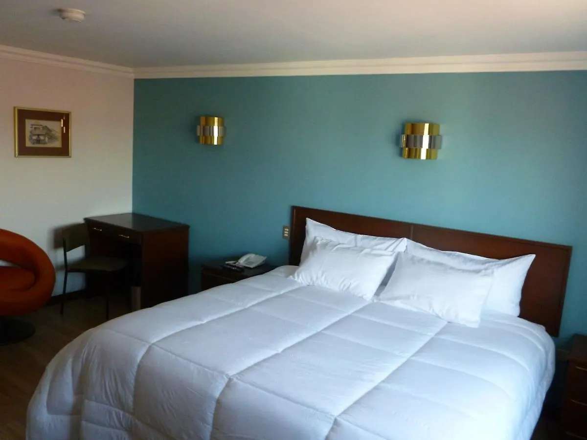 קואנקה Hotel El Conquistador 4*,  אקוודור
