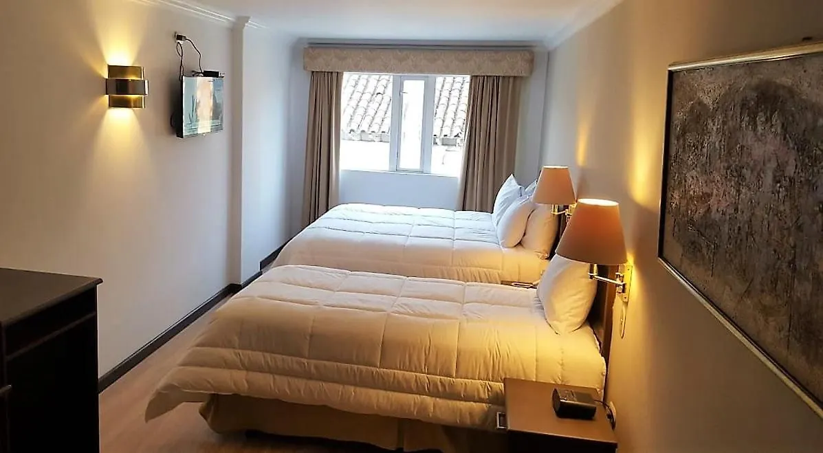 Hotel El Conquistador Cuenca 4*,
