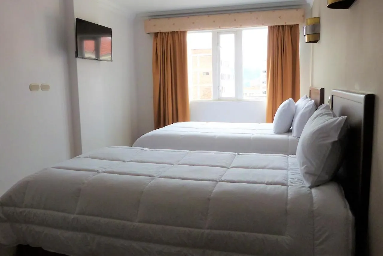 Hotel El Conquistador Cuenca 4*,