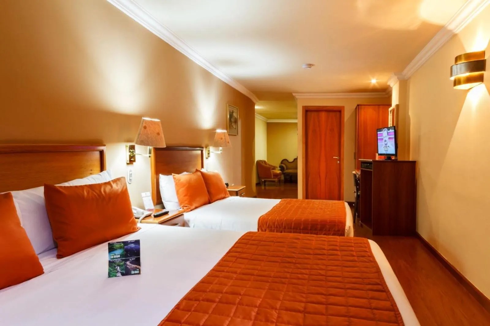 קואנקה Hotel El Conquistador אקוודור